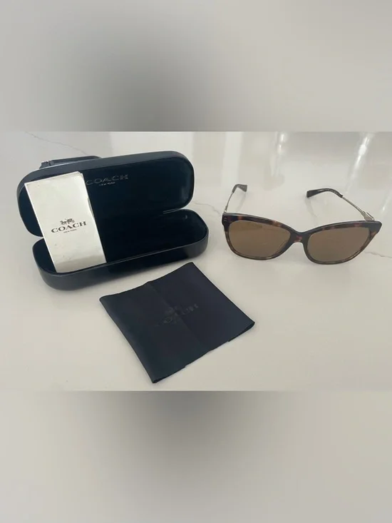 Coach HC8305 512083 Havana UV Polarized Sunglasses in Dark Tortoise with Case - Picture 6 of 14